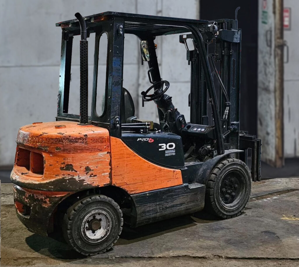 фото Дизельный погрузчик вилочный Doosan D30S-5