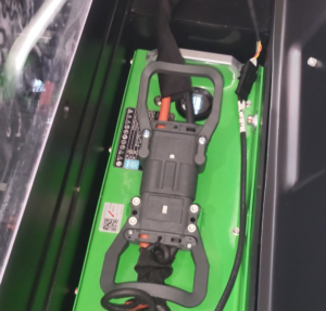 Самоходный электрический штабелёр EP ES20-20RAS 3F550 (5500мм) с платформой для оператора